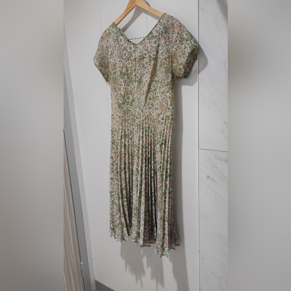 Vintage 1950s Floral Sheer Pleated Day Dress